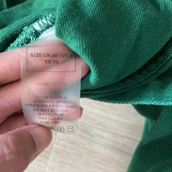 Maniere De Voir Set: Green Cropped Jacket US 6 & Boyfriend Cut Out Jeans US 6 - Picture 15 of 16